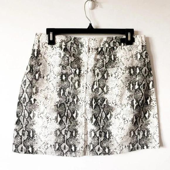 BlankNYC Snakeskin Print Denim Jean Skirt Sz 28 - Picture 4 of 5